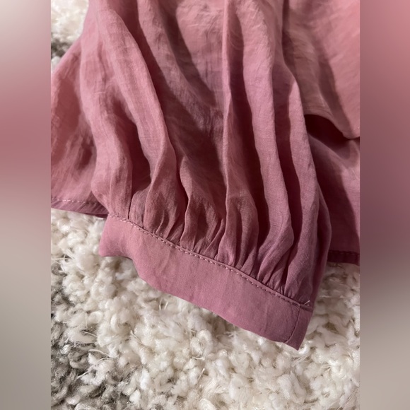 NWT Zara Sheer blouse with rhinestone button size XS - Picture 13 of 14